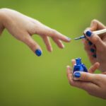 Adiós a las uñas quebradizas con semipermanente: descubre la solución